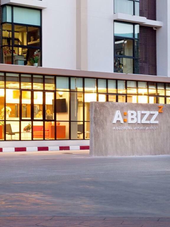 A:Bizz酒店 南邦 外观 照片