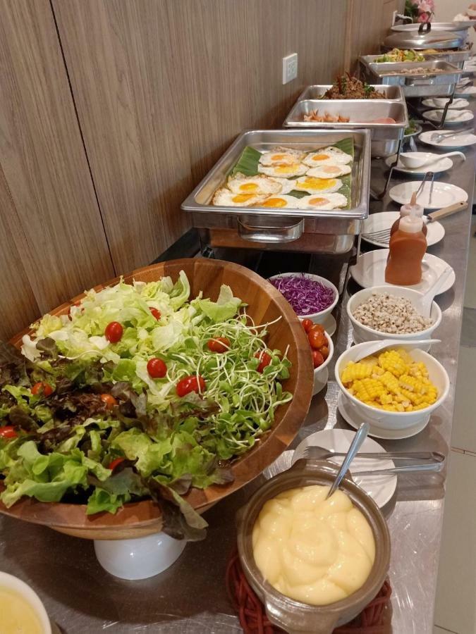A:Bizz酒店 南邦 外观 照片